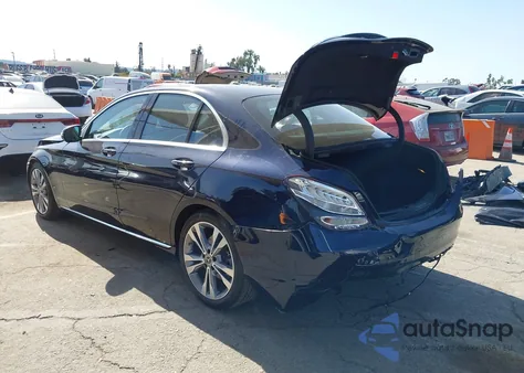2018 Mercedes-Benz C 300 from USA, damaged, VIN 55SWF4JB2JU276293
